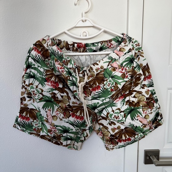 Globe Hawaiian Shirt Set Up Size L. - Picture 5 of 5